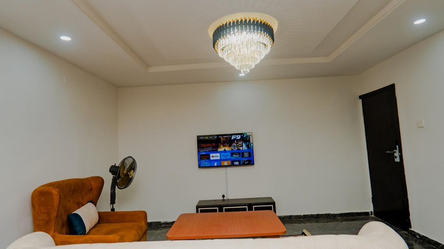 2, The Luxe Apartment, Kosofe