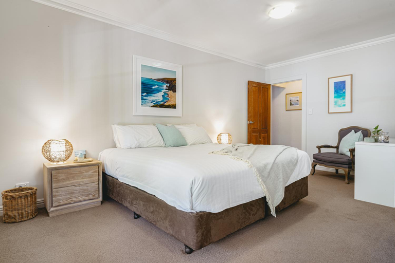 Bedroom 2, THE FARMHOUSE YALLINGUP, Busselton