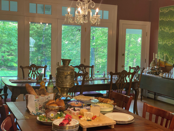 Food & Drinks 5, Green River Bridge Inn, Windham