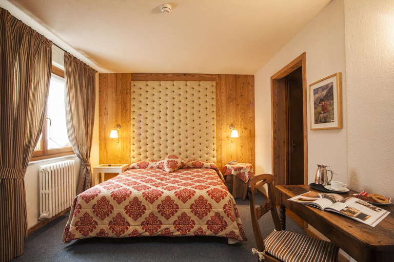 Bedroom 2, Hotel Ruitor, Aosta