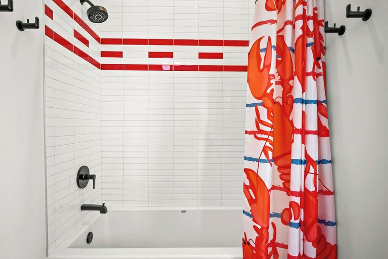 Bathroom 4, Coral Kingdom 413 COA, Nueces