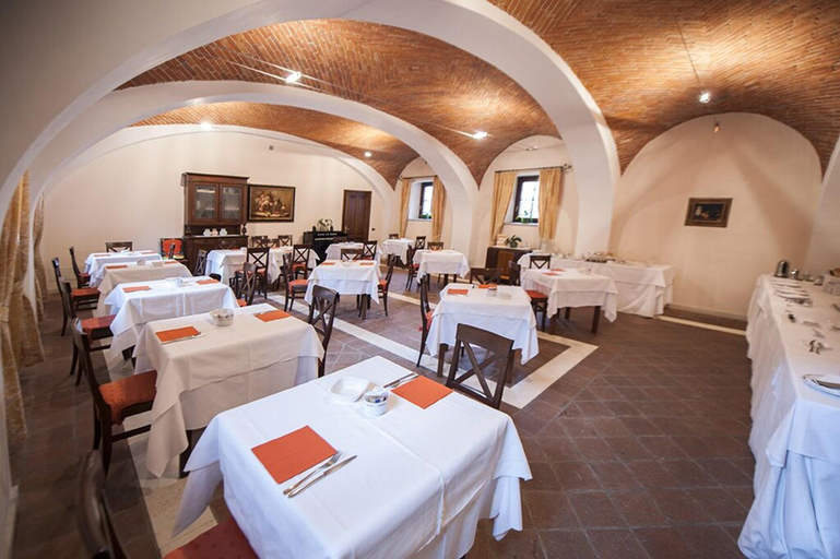 Food & Drinks 5, La Corte Albertina, Cuneo