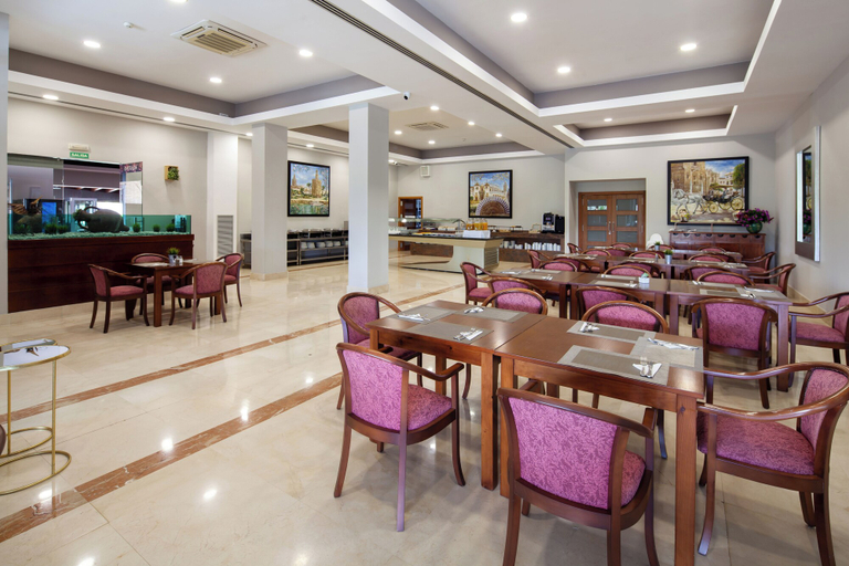 Food & Drinks 5, Hotel Leflet Sanlúcar, Sevilla