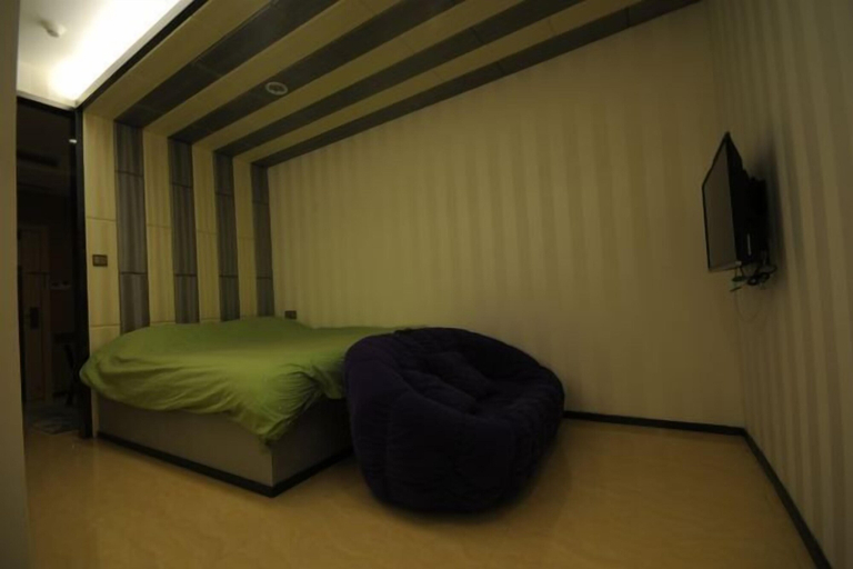 Bedroom 3, Shangyijia Themed Hostel, Yantai