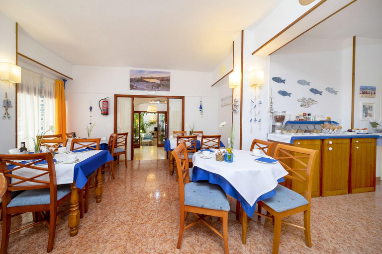 Food & Drinks 5, Manolita, Baleares