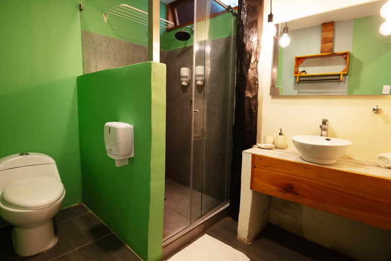 Bathroom 3, Finca Escondida, Riohacha