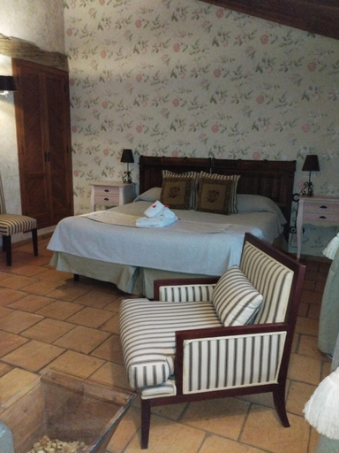 Bedroom, Posada Restaurante Fuenteplateada, Segovia