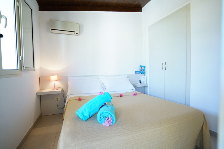 Bedroom 4, Nicolaus Club Alimini Smile, Lecce
