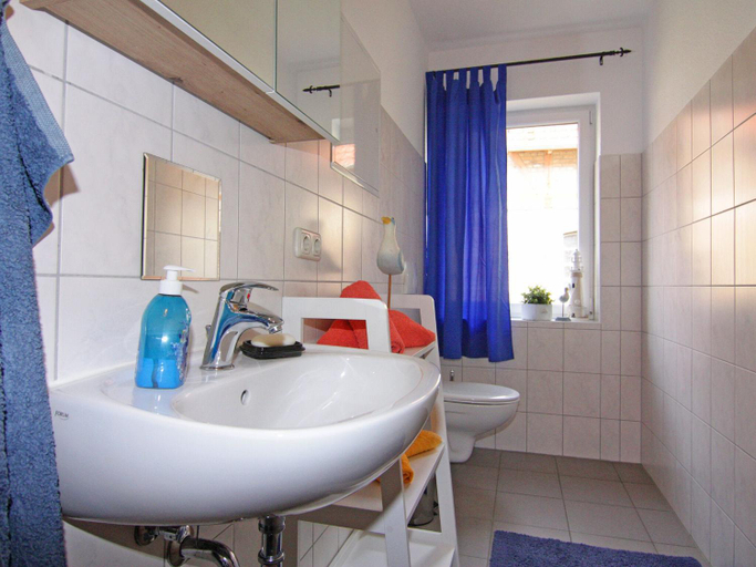 Bathroom 3, Ferienwohnung Achtern de Heeg in Ueckermunde, Vorpommern-Greifswald
