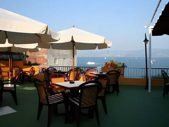Food & Drinks 4, Hotel Siroco Portonovo, Pontevedra