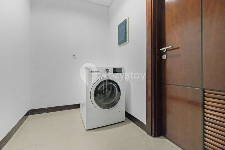 Bathroom, Halia by Kozystay - Pondok Indah, Jakarta Selatan