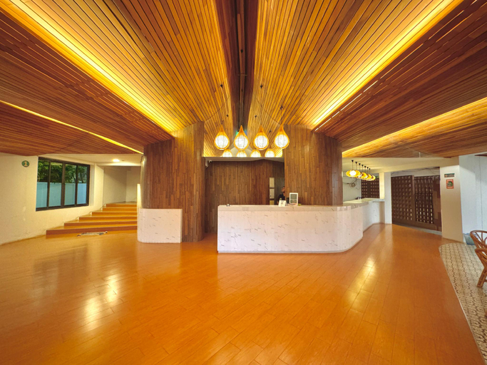 Public Area 2, Plernpetch Hotel, Muang Surat Thani
