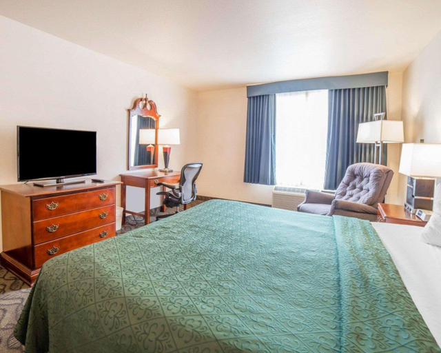 Bedroom 3, Quality Inn & Suites Airport West, Salt Lake
