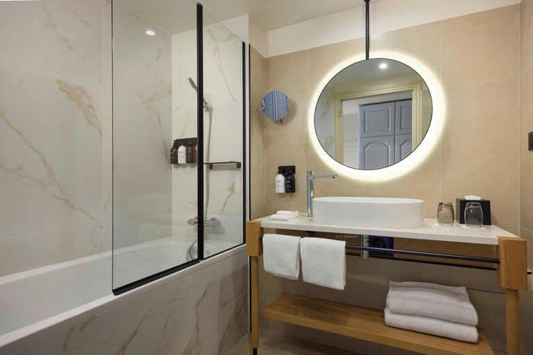 Bathroom 5, La Bastide de Mougins, a Tribute Portfolio Hotel, Alpes-Maritimes