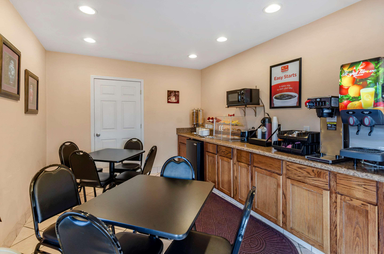 Public Area 2, Econo Lodge Roanoke Civic Center, Roanoke City