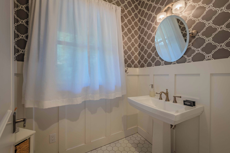 Bathroom 3, Sycamore Ranch, San Luis Obispo