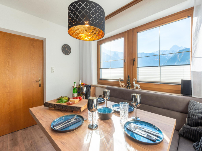 Others 2, Apartment Mayrhofen near Horbergbahn, Schwaz