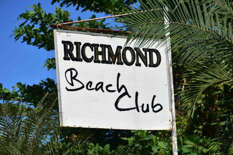 Room 4, 3 Bedrm in Richmond Estate Pool Gym Plygrnd Beach
