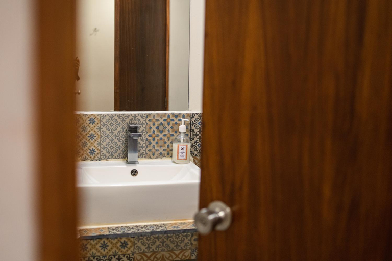 Bathroom 3, Casa Pepe, Mexico City