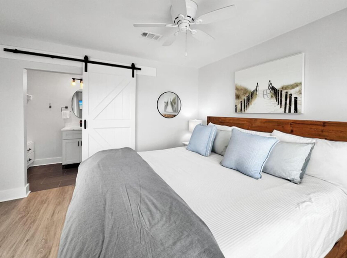 Bedroom 1, Beachside Villas 1131, Walton