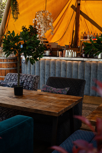 Food & Drinks 4, The Dial House, Gloucestershire