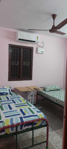 Bedroom, Kumaran's Homestay, Thiruvallur