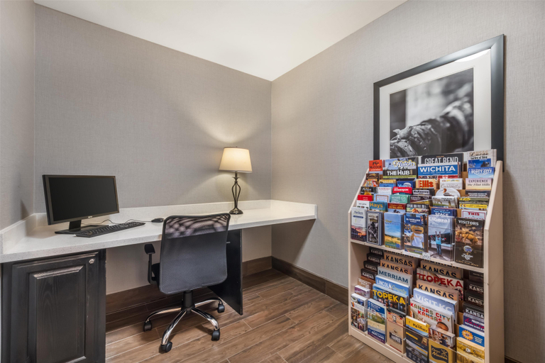 Others 4, Garner Hotel Liberal North by IHG, Seward