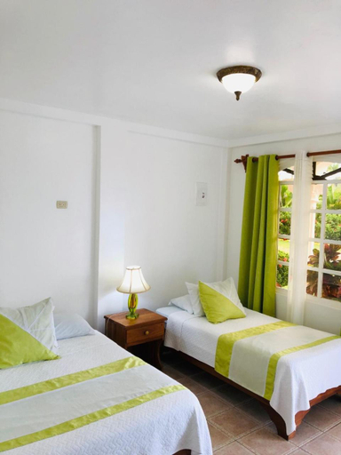 Bedroom 2, Hotel Andrea, Corredores