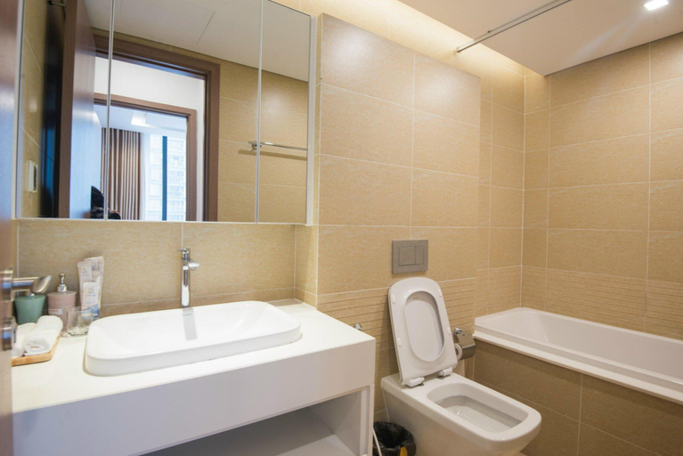 Bathroom 3, Metropolis Apartment, Ba Đình