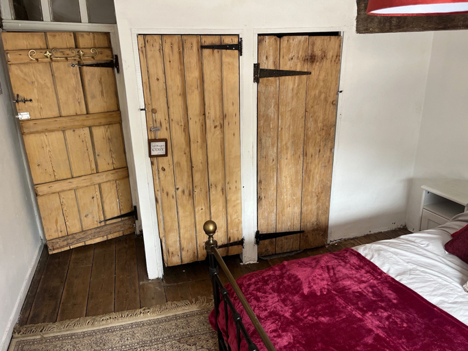 Room 2, Harleston Norfolk/ Suffolk Border Historic Cottage, Norfolk