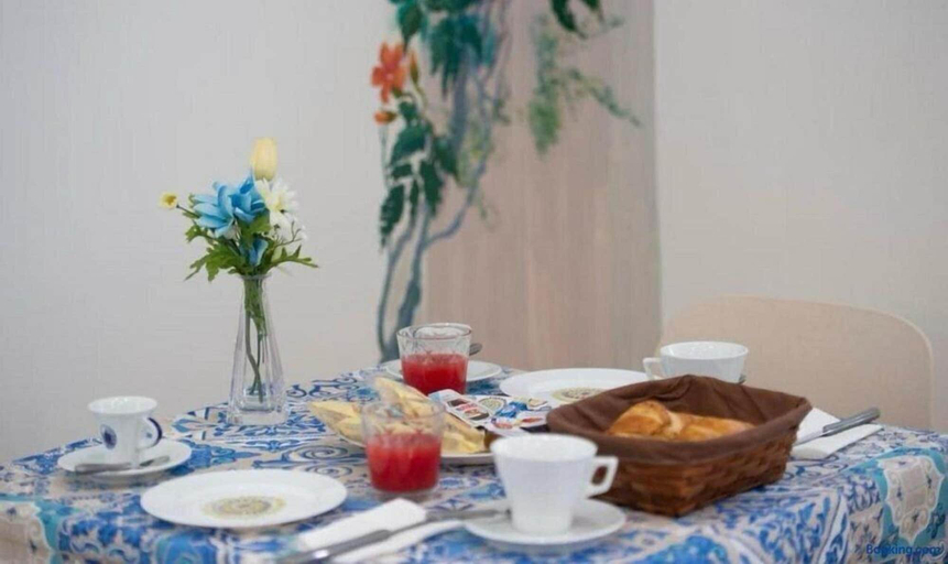 Food & Drinks 4, L AMARANTO, Napoli