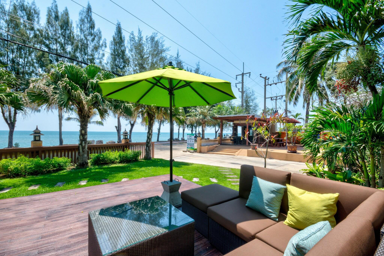 Public Area 2, Palm Beach Resort & Hotel, Pran Buri