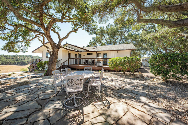 Exterior & Views 2, Heartview House, San Luis Obispo