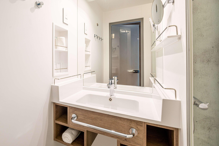 Bathroom, Park Inn By Radisson Wismar, Nordwestmecklenburg