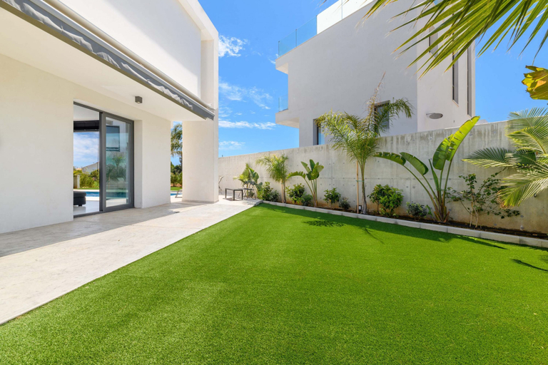 Others 3, By The Beach - Royal Sapphire Villa
