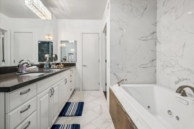 Room 5, Meadowlark Suite - 201, Multnomah