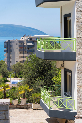 Others 5, Olivet Hotel, Vlorës