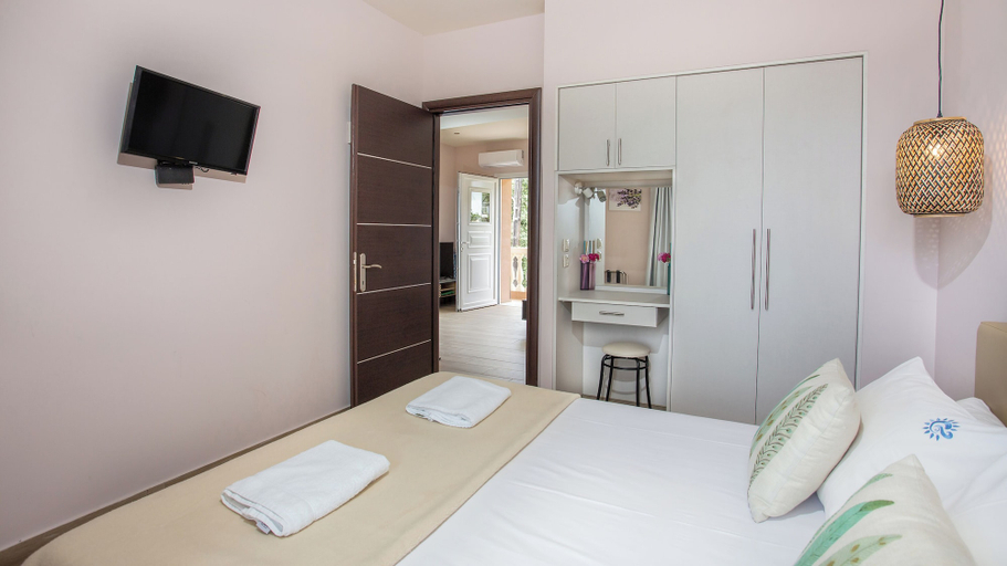 Bedroom 3, NikoStudios, Ionian Islands
