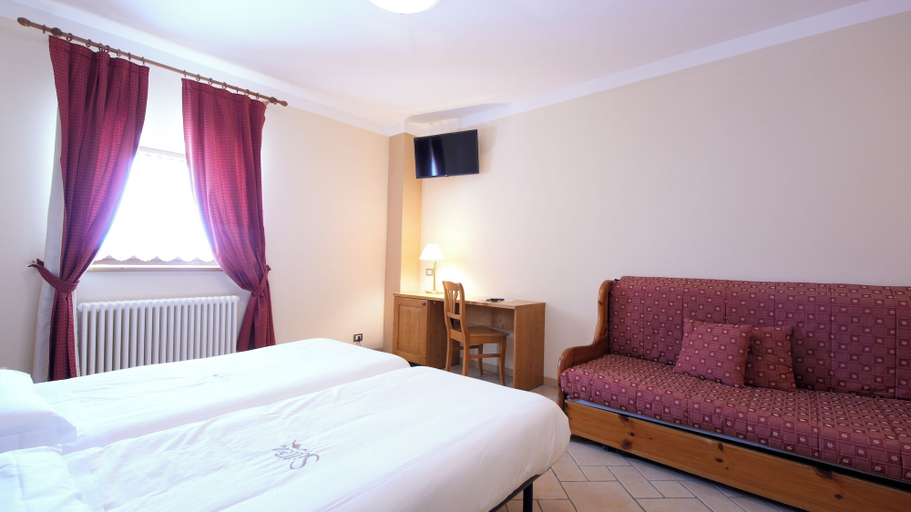 Bedroom 4, Albergo Ristoro Sitten - 2300 mt, Aosta