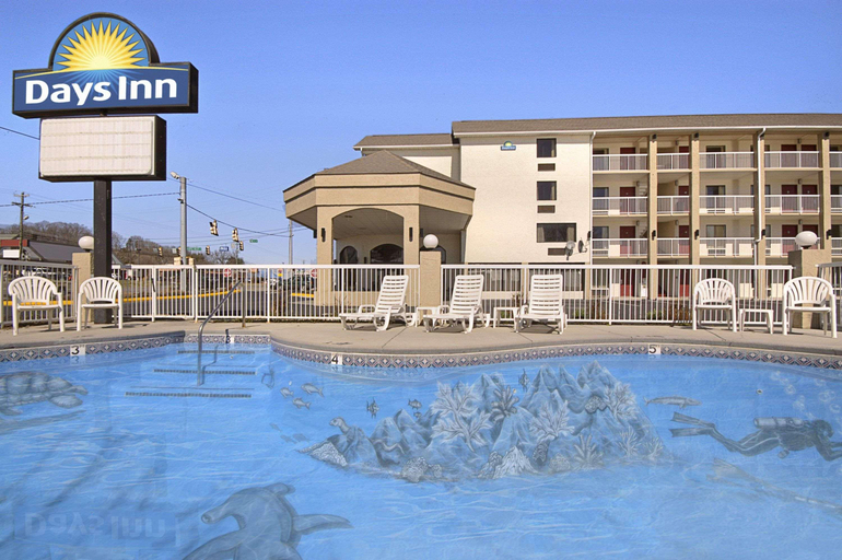 Sport & Beauty, Days Inn by Wyndham Apple Valley Sevierville, Sevier