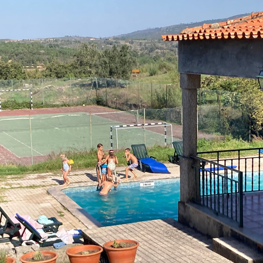 Room 4, Rustic Terrace2 Bedrooms Farm House, Celorico da Beira