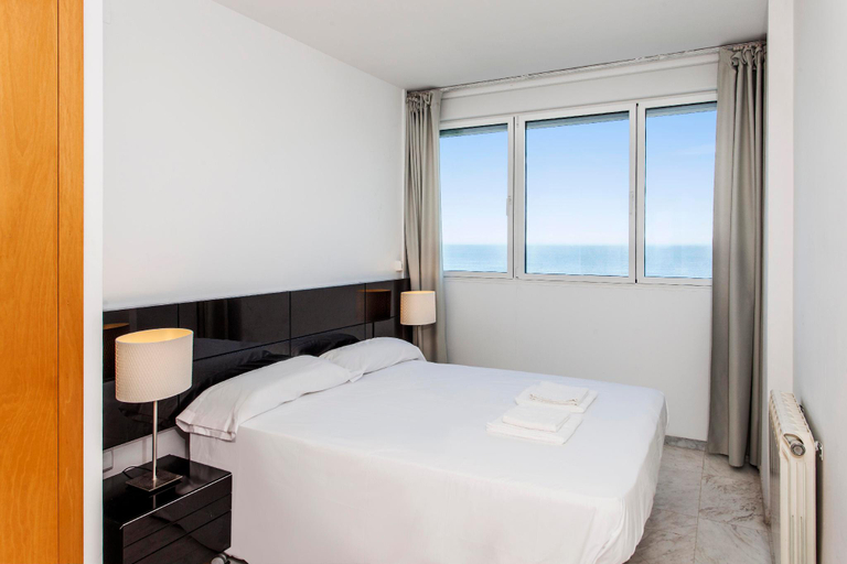 Bedroom 2, 1410 - Front Beach Apartment, Barcelona