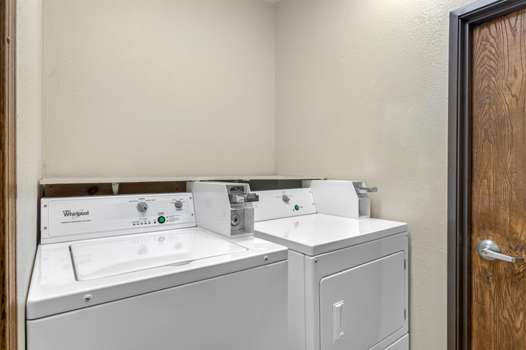 Bathroom 3, Best Western Teal Lake Inn, Audrain