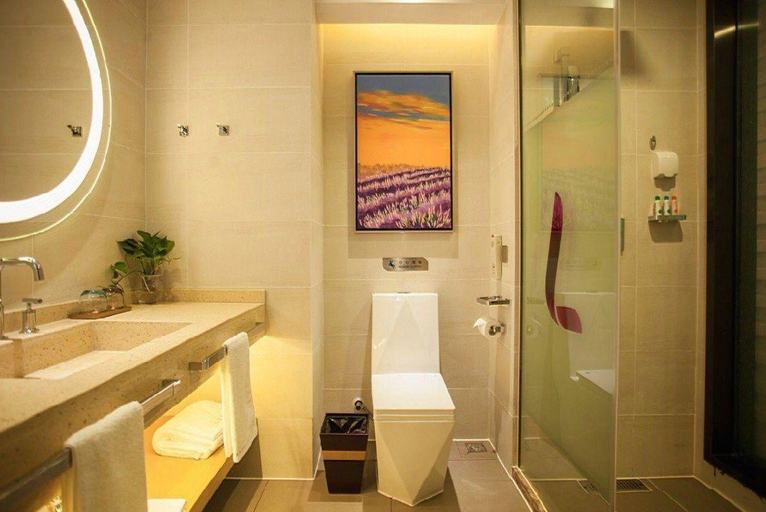 Bathroom 3, Lavande Hotel Zhongguancun Renmin University, Beijing