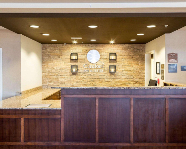 Public Area 2, Comfort Inn & Suites Watford City, McKenzie