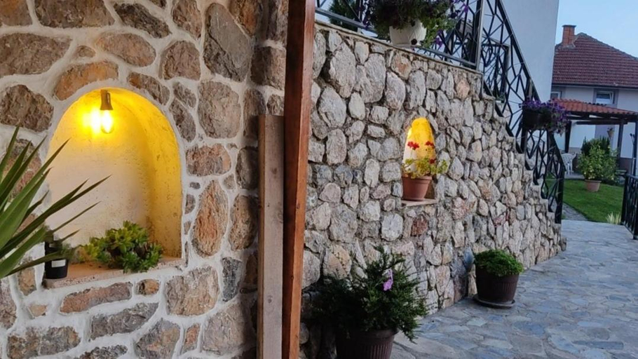 Others 4, Guest House Stevovski
