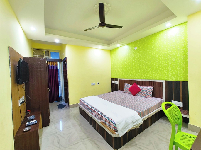 Others 4, Hotel Sashi Puri, Puri