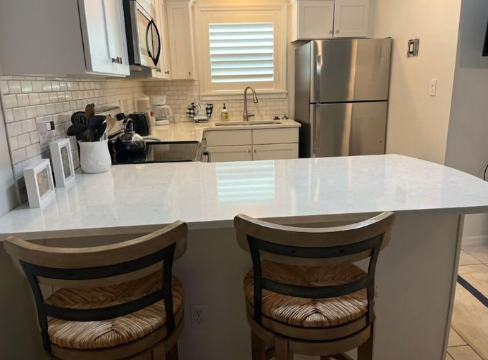 Others 5, Beachside Villas 412, Walton