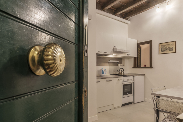 Others 5, Fori Imperiali Elegant Apartment, Roma