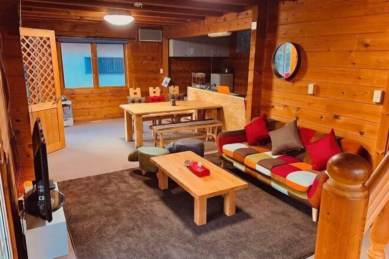 Others 5, Tomy's Log House - Need Car, Shiraoi